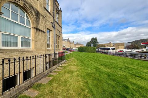 2 bedroom flat for sale, Prescott Street, Halifax, West Yorkshire, HX1