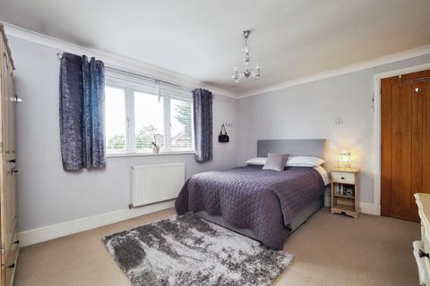 4 bedroom detached house for sale, Portland Park Close, Hucknall, Nottingham, Nottinghamshire, NG15