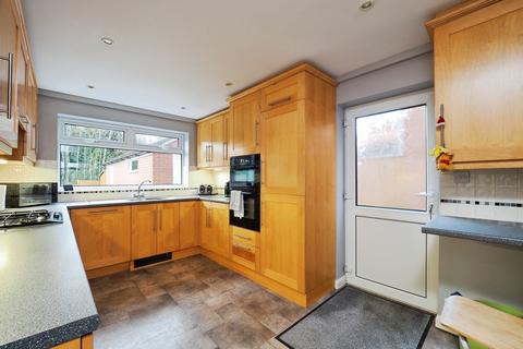 4 bedroom detached house for sale, Cranbourne Grove, Hucknall, Nottingham, Nottinghamshire, NG15