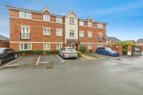 2 bedroom flat for sale, Blackthorn Drive, Huddersfield, West Yorkshire, HD3