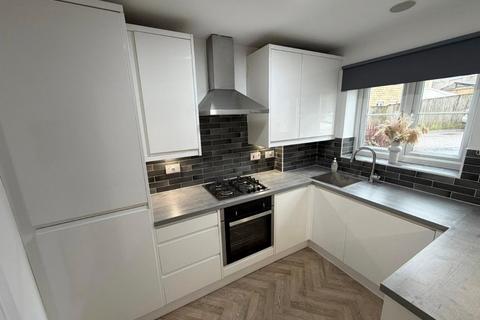 3 bedroom semi-detached house for sale, Beckside, Halifax, West Yorkshire, HX3