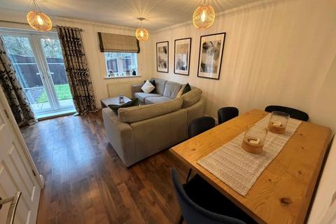 3 bedroom semi-detached house for sale, Beckside, Halifax, West Yorkshire, HX3