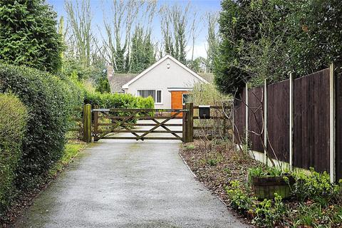 4 bedroom bungalow for sale, Wood Lane, Hucknall, Nottingham, Nottinghamshire, NG15