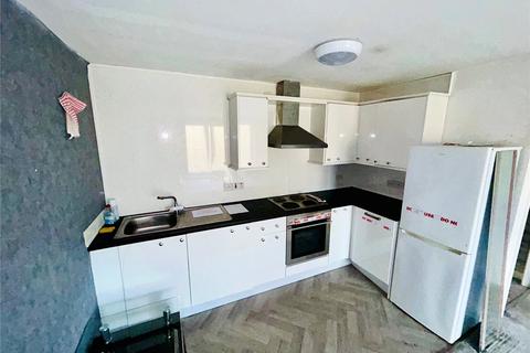 2 bedroom flat for sale, Mount Terrace, Halifax, West Yorkshire, HX2