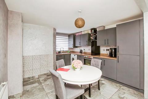 3 bedroom semi-detached house for sale, Ranelagh Avenue, West Yorkshire, BD10