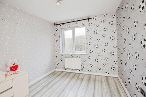 3 bedroom semi-detached house for sale, Ranelagh Avenue, West Yorkshire, BD10