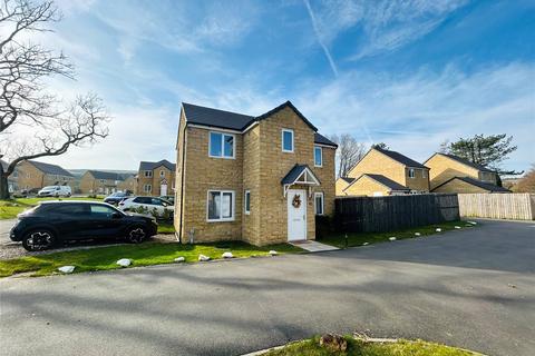 3 bedroom detached house for sale, Woodland Crescent, Halifax, West Yorkshire, HX2