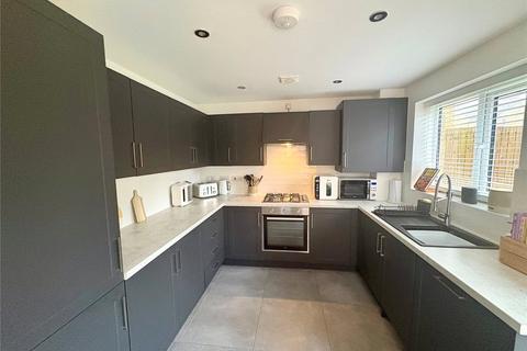 3 bedroom detached house for sale, Woodland Crescent, Halifax, West Yorkshire, HX2