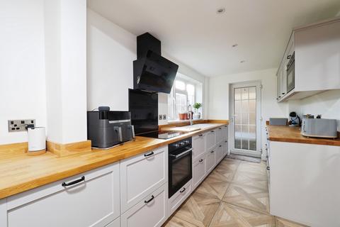 4 bedroom detached house for sale, Nixon Rise, Hucknall, Nottingham, Nottinghamshire, NG15