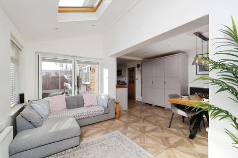 4 bedroom detached house for sale, Nixon Rise, Hucknall, Nottingham, Nottinghamshire, NG15