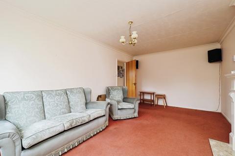 2 bedroom bungalow for sale, Tudor Court, Hucknall, Nottingham, Nottinghamshire, NG15