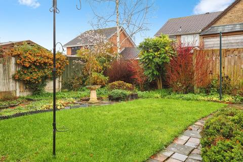 2 bedroom bungalow for sale, Tudor Court, Hucknall, Nottingham, Nottinghamshire, NG15