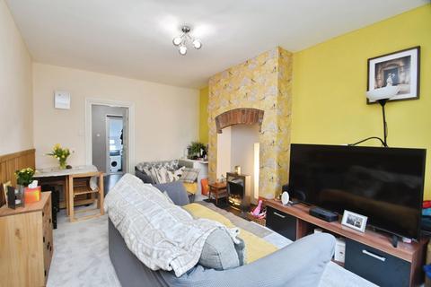 3 bedroom terraced house for sale, Avenue Grove, Harrogate, North Yorkshire, HG2