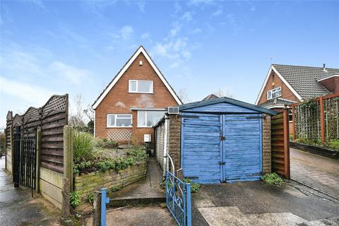 3 bedroom bungalow for sale, Greenacres, Kirkby-in-Ashfield, Nottingham, Nottinghamshire, NG17