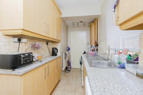 3 bedroom terraced house for sale, Cavendish Road, Leicester, Leicestershire, LE2
