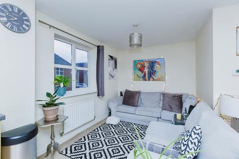 2 bedroom flat for sale, Kepwick Road, Hamilton, Leicester, Leicestershire, LE5