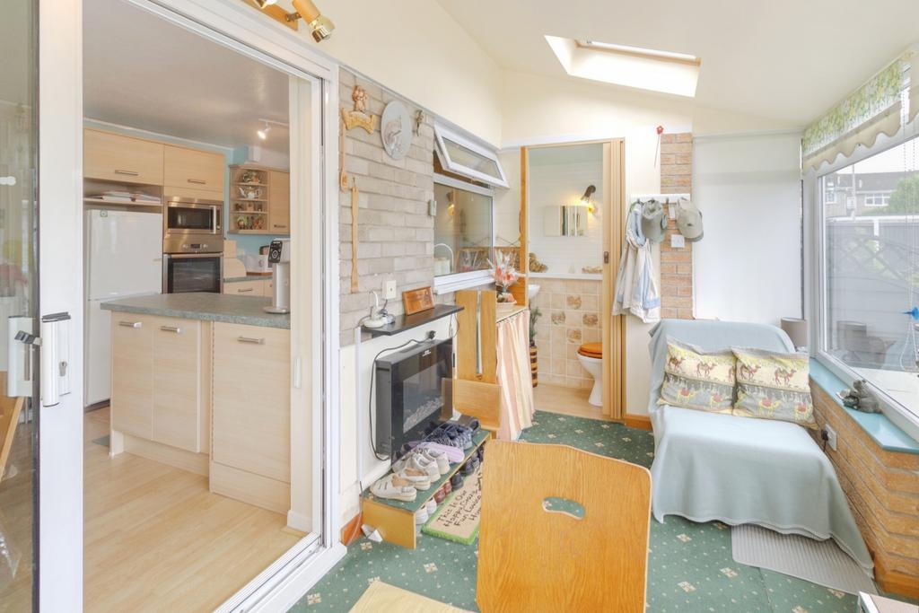 Conservatory & WC