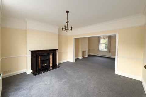 4 bedroom terraced house for sale, Romanby Road, Northallerton, North Yorkshire, DL7