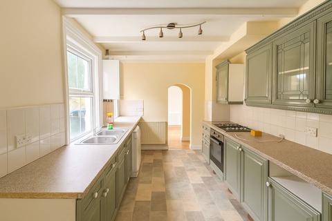 4 bedroom terraced house for sale, Romanby Road, Northallerton, North Yorkshire, DL7