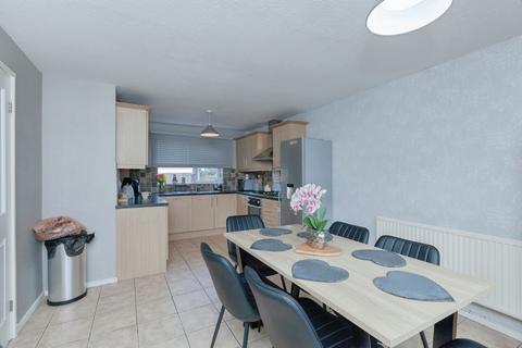 5 bedroom semi-detached house for sale, Pitchens Close, Leicester, Leicestershire, LE4