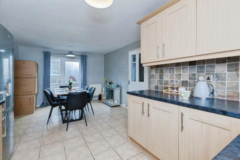5 bedroom semi-detached house for sale, Pitchens Close, Leicester, Leicestershire, LE4