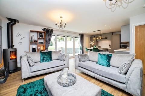 Southwell Road West, Mansfield, Nottinghamshire, NG18