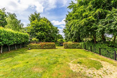 6 bedroom detached house for sale, HAWKS HILL, FETCHAM, KT22