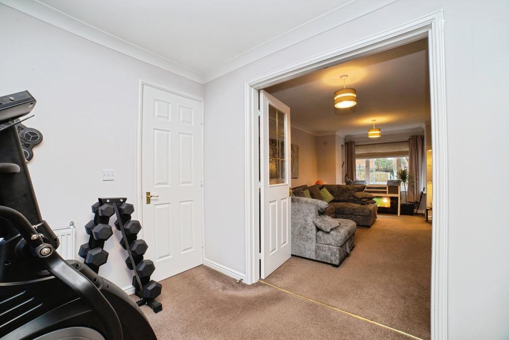 Dining Room-Lounge