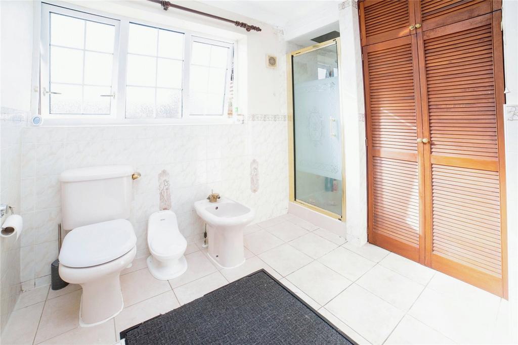 Bathroom 2