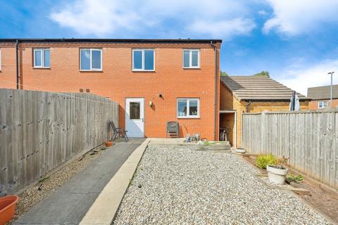2 bedroom end of terrace house for sale, Moorhen Grove, Stafford, Staffordshire, ST16
