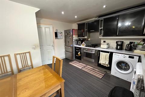 3 bedroom end of terrace house for sale, Felton Close, Stafford, Staffordshire, ST17