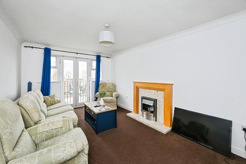 2 bedroom flat for sale, Spindle Court, Mansfield, Nottinghamshire, NG19