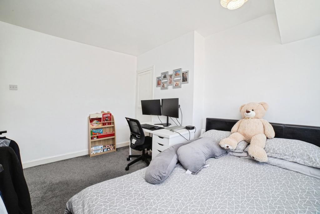 Photo- Bedroom
