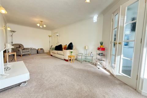 2 bedroom flat for sale, Wolverhampton Road, Stafford, Staffordshire, ST17