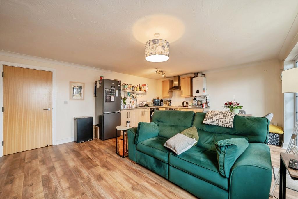Living/Kitchen Room