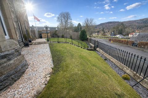 6 bedroom property for sale, Bank House Bed & Breakfast & Bank House Apartment, Station Road, Fort Augustus.