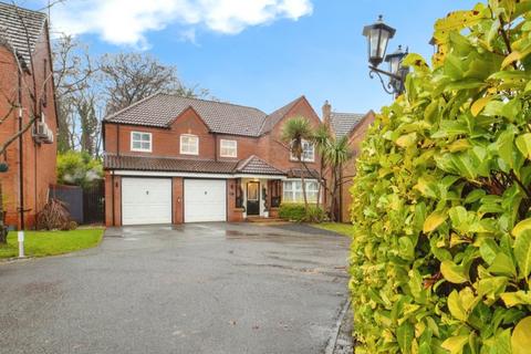 6 bedroom detached house for sale, Paddock Close, Mansfield, Nottinghamshire, NG18