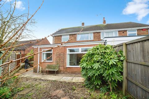 3 bedroom semi-detached house for sale, Cambridge Close, Rainworth, Mansfield, Nottinghamshire, NG21