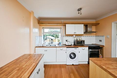 3 bedroom terraced house for sale, Robin Hood Road, Blidworth, Mansfield, Nottinghamshire, NG21