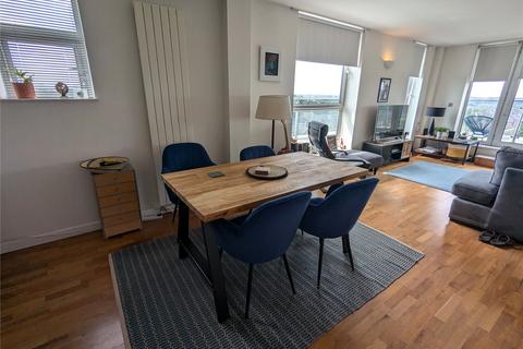 2 bedroom flat for sale, Longfield Centre, Prestwich, Manchester, Greater Manchester, M25