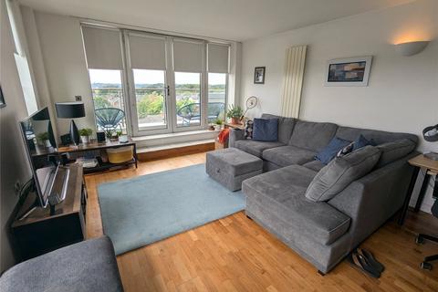 2 bedroom flat for sale, Longfield Centre, Prestwich, Manchester, Greater Manchester, M25