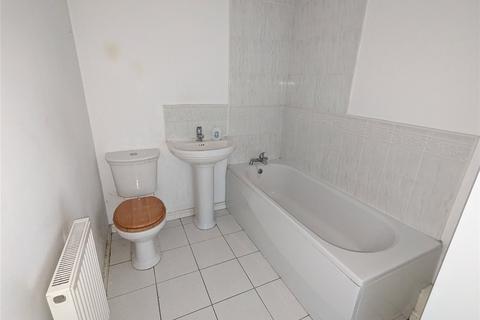 2 bedroom flat for sale, Pinhigh Place, Salford, Greater Manchester, M6