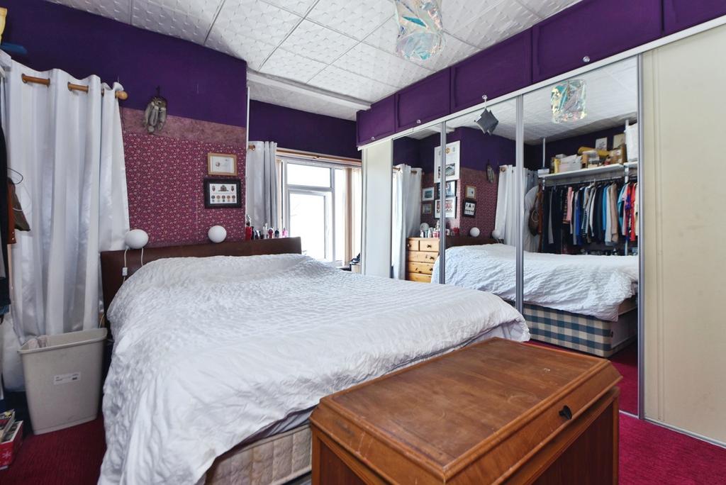 Bed 1