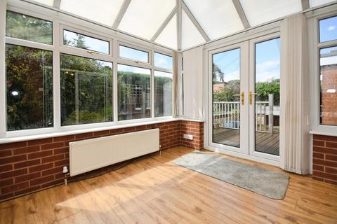 3 bedroom bungalow for sale, Hawksworth Avenue, Forest Town, Mansfield, Nottinghamshire, NG19