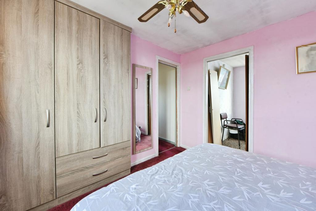 Bed 1
