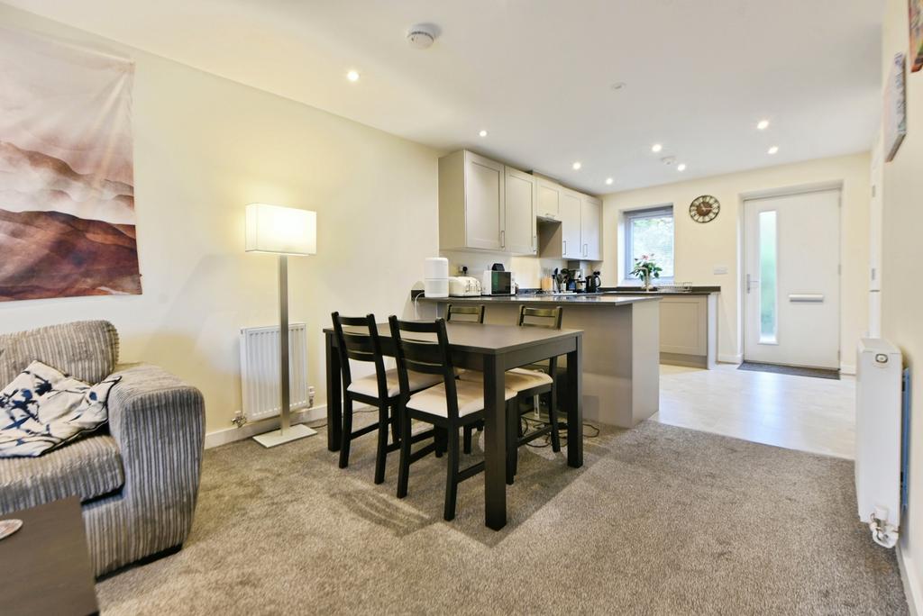 Lounge/Kitchen