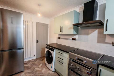 1 bedroom semi-detached house to rent, Sheppard Way, Cambridge, CB1