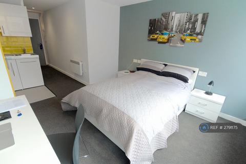 undefined, Luton, Luton, LU1