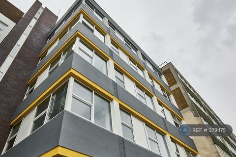 undefined, Luton, Luton, LU1