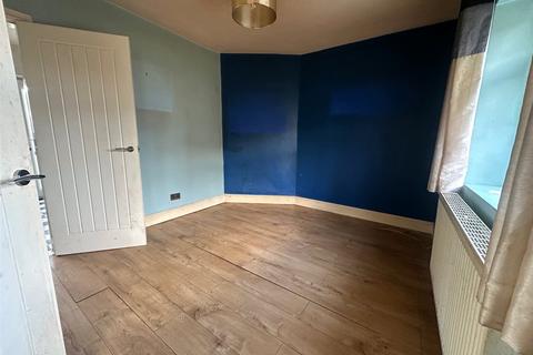3 bedroom semi-detached house for sale, Sixth Avenue, Clipstone Village, Mansfield, Nottinghamshire, NG21